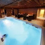 Szálloda Wellness Encian Dóval